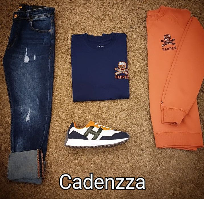 SUDADERA, PANTALÓN,CAMISETA Y PLAYEROS